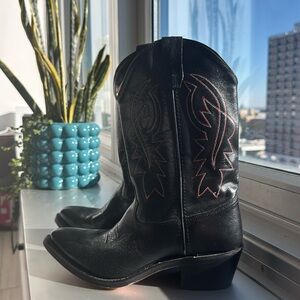 Old West Cowboy Boots Red and White Stitching Black Boots Women’s 7.5/8